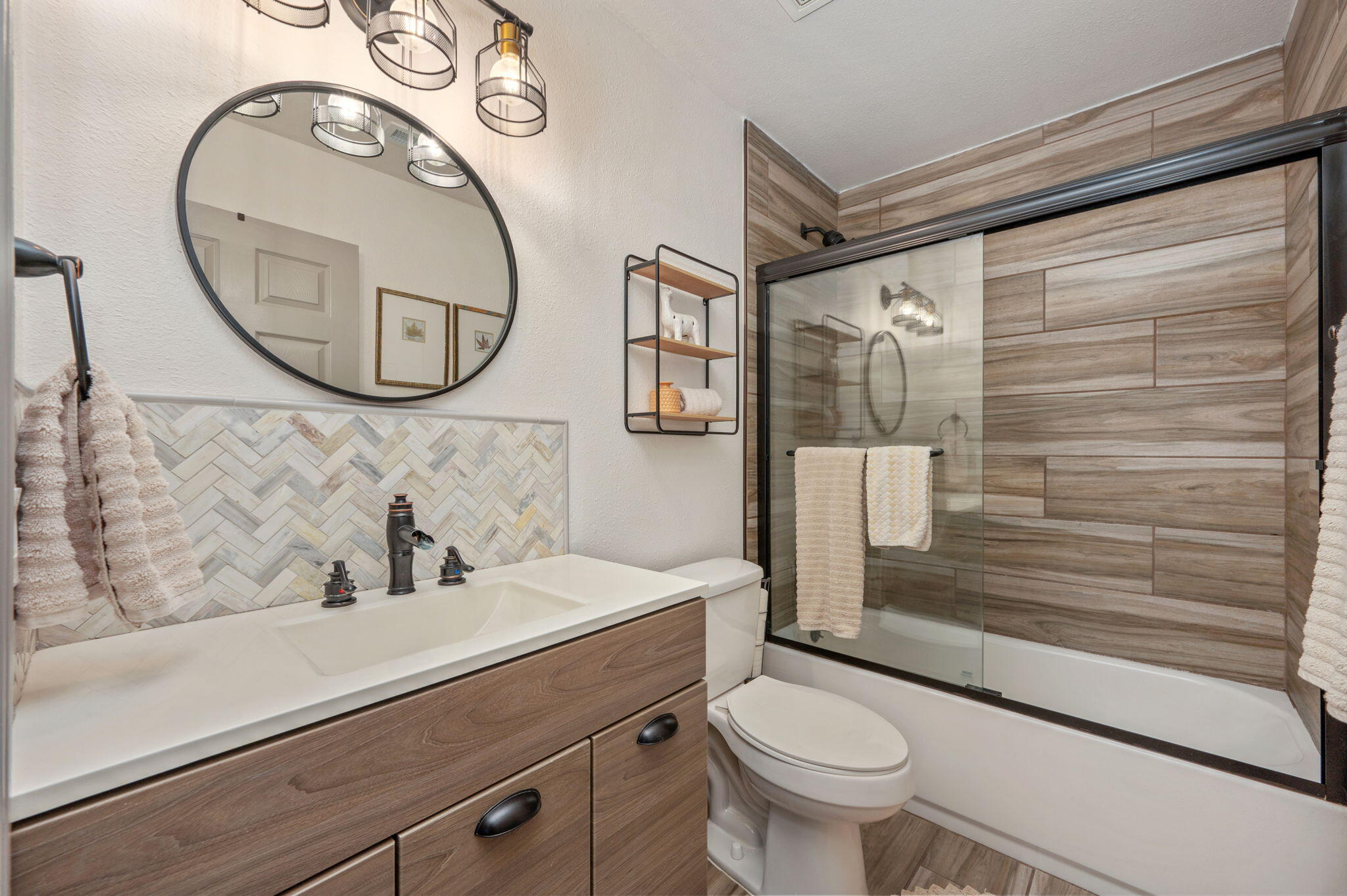 HOLLEY BY THE SEA - Residential