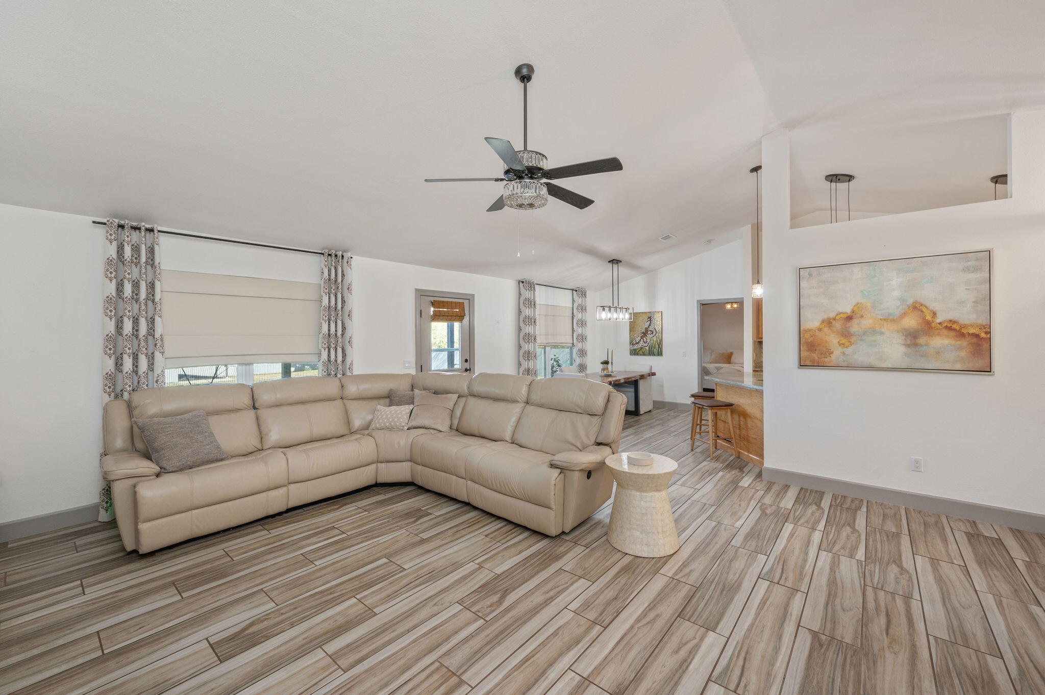 HOLLEY BY THE SEA - Residential