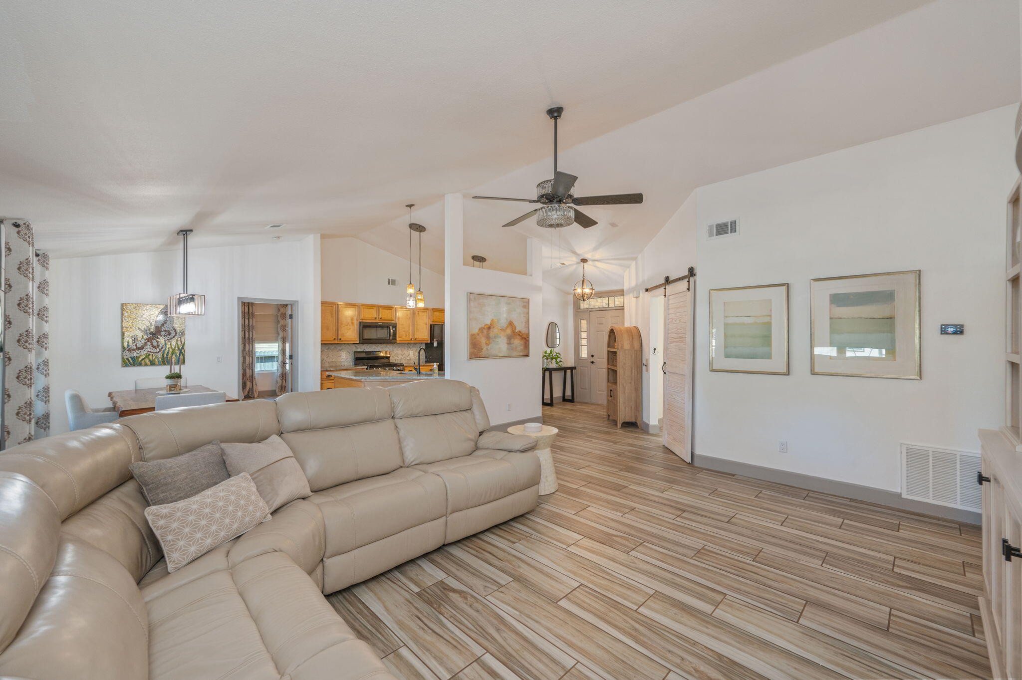 HOLLEY BY THE SEA - Residential