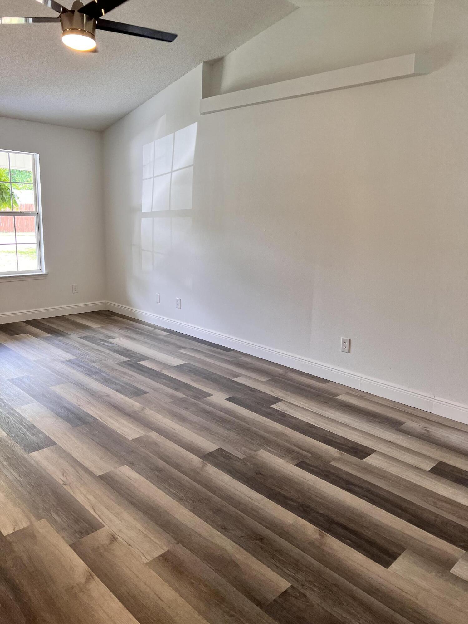 PLANTATION WOODS - Residential