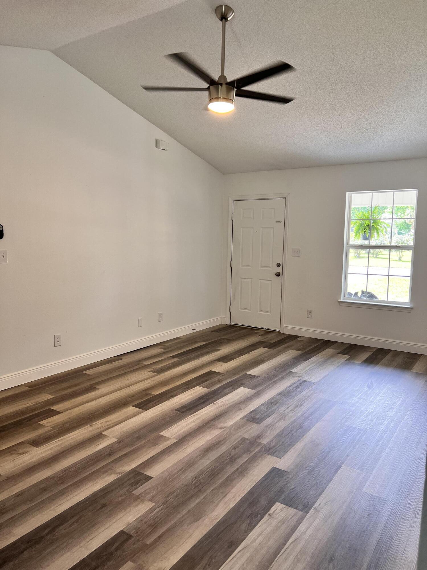 PLANTATION WOODS - Residential