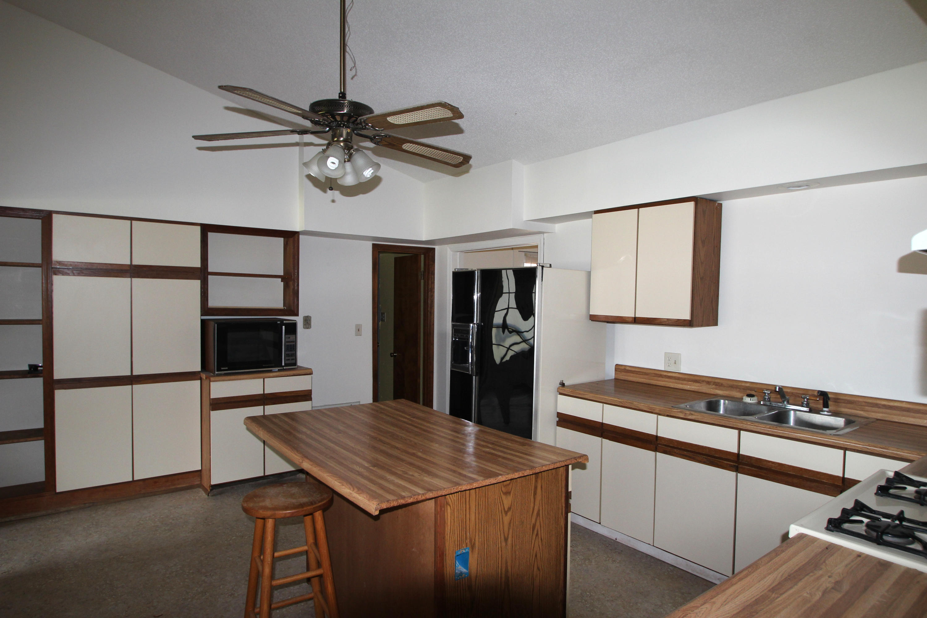 EDNEYS 2ND ADDN - Residential