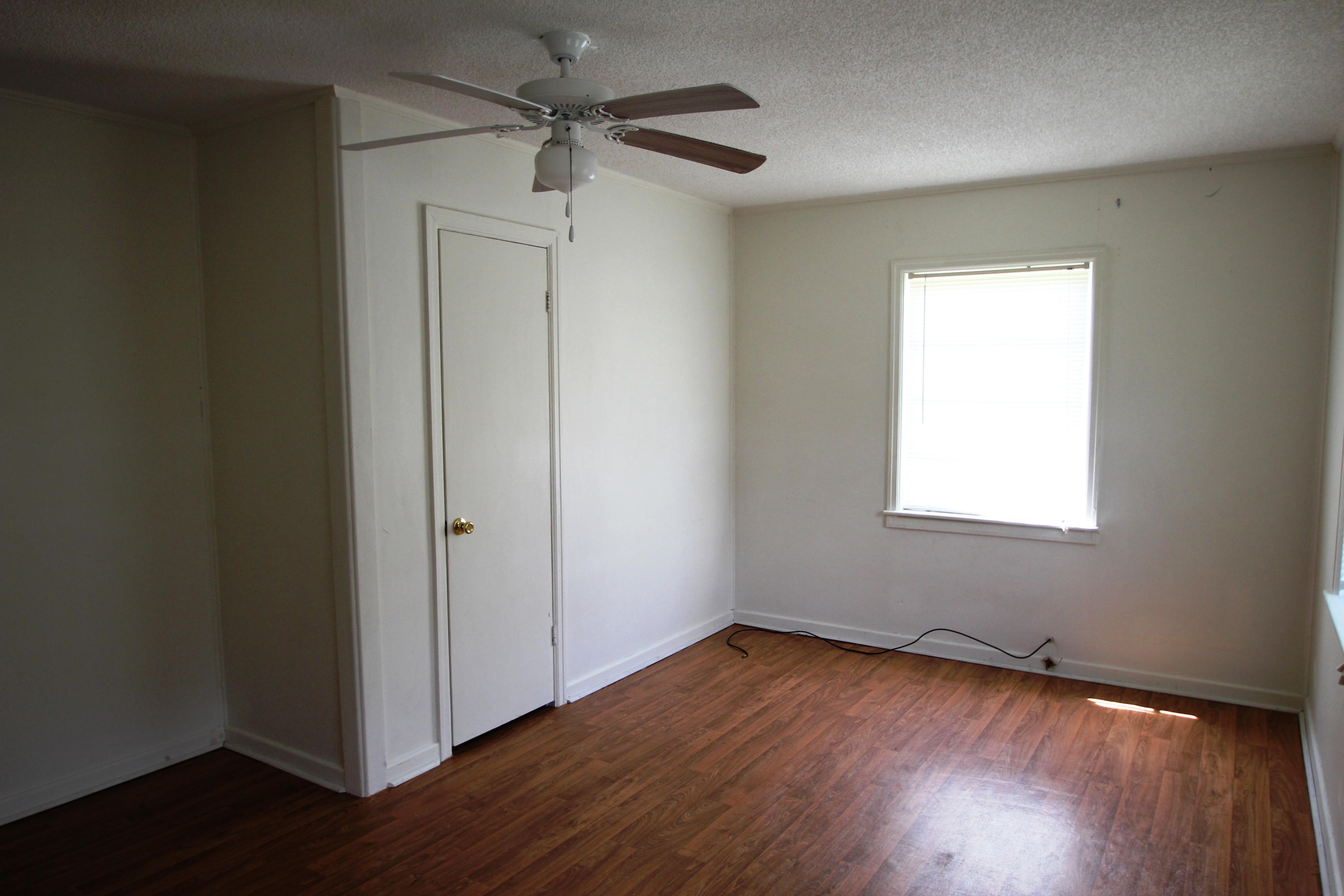 EDNEYS 2ND ADDN - Residential