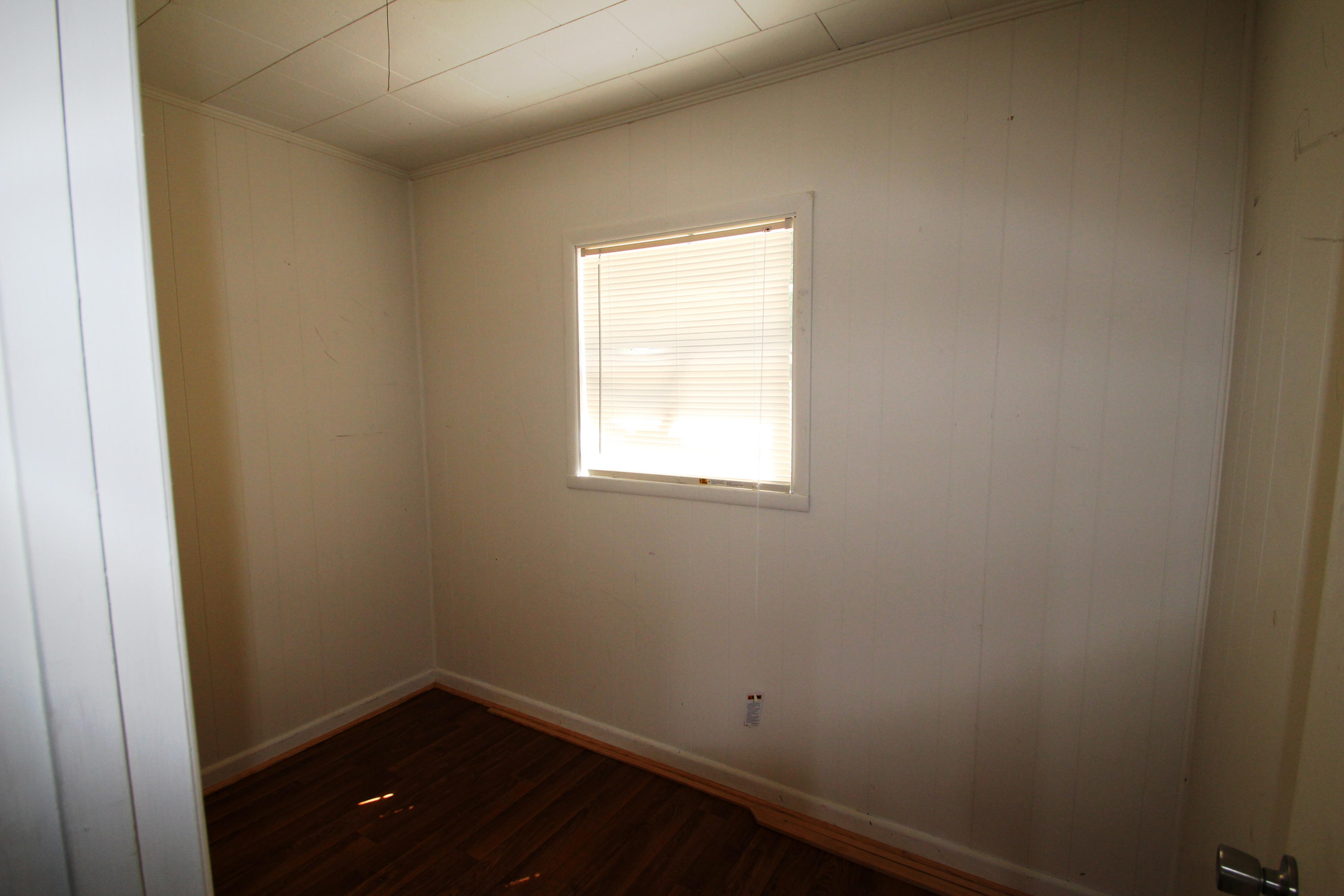 EDNEYS 2ND ADDN - Residential