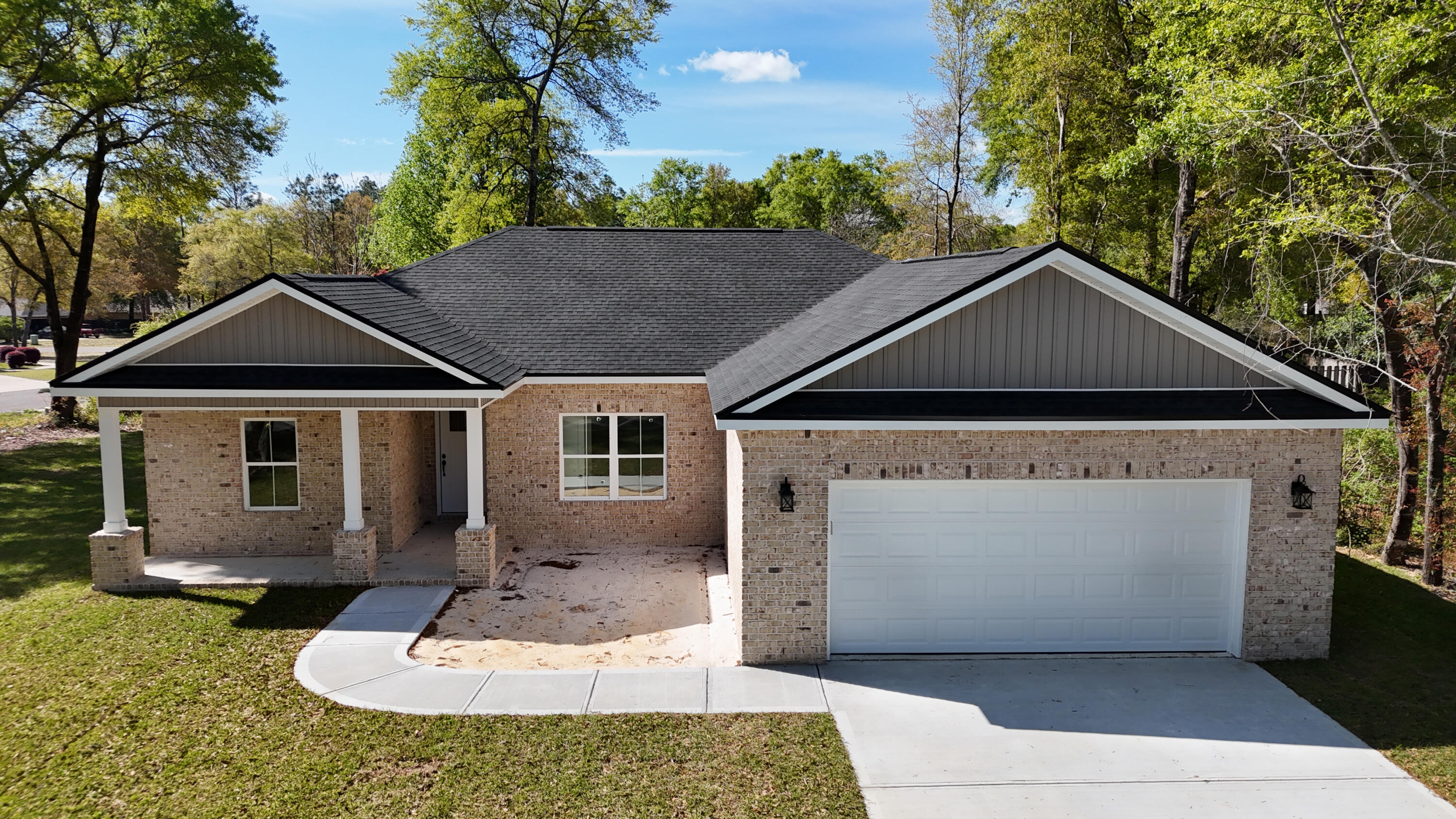 SPRING HOLLOW ESTATES - Residential