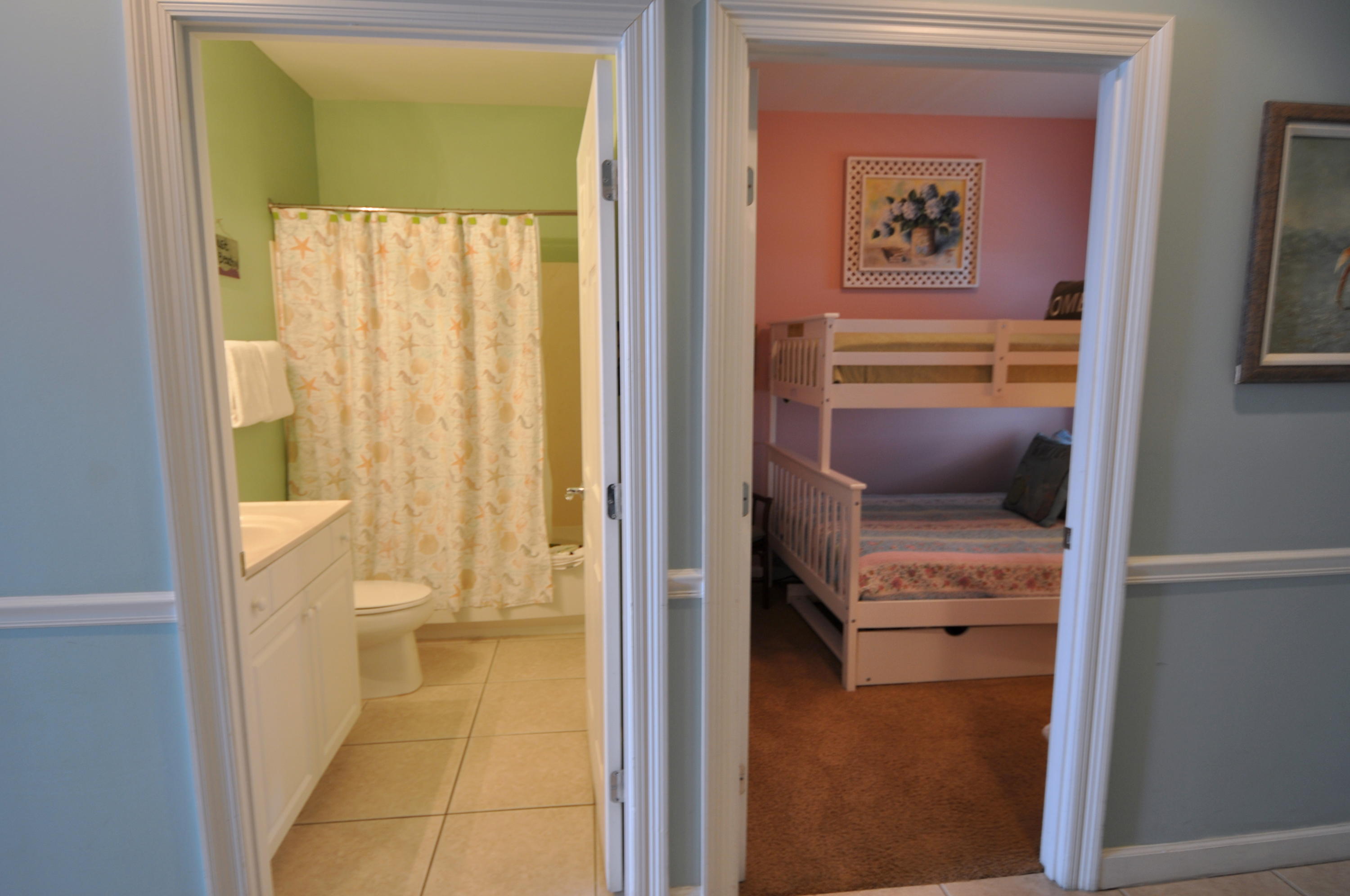 STERLING SHORES - Residential