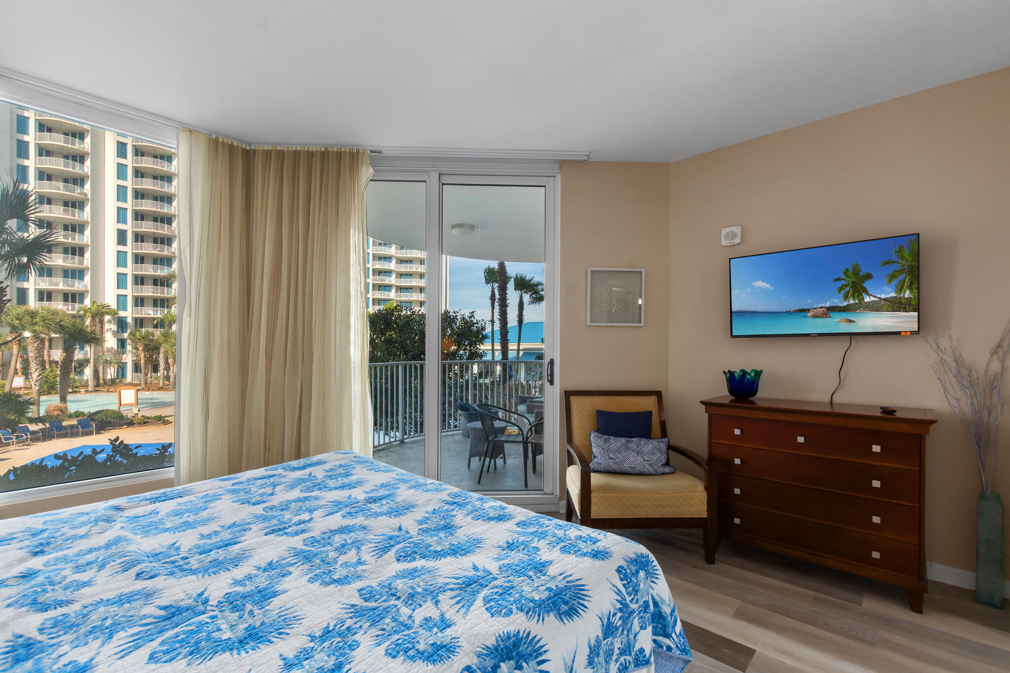 THE PALMS OF DESTIN - Residential