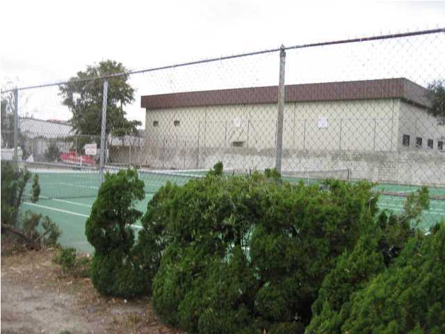 PIER ONE CONDO - Residential Lease