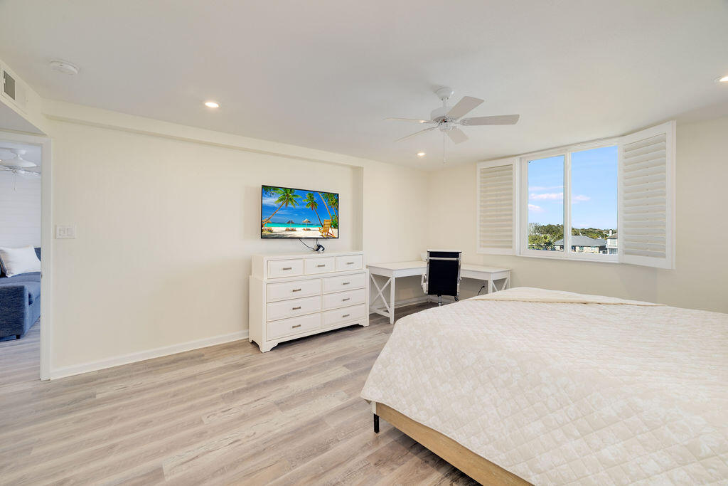 DOLPHIN POINT CONDO - Residential