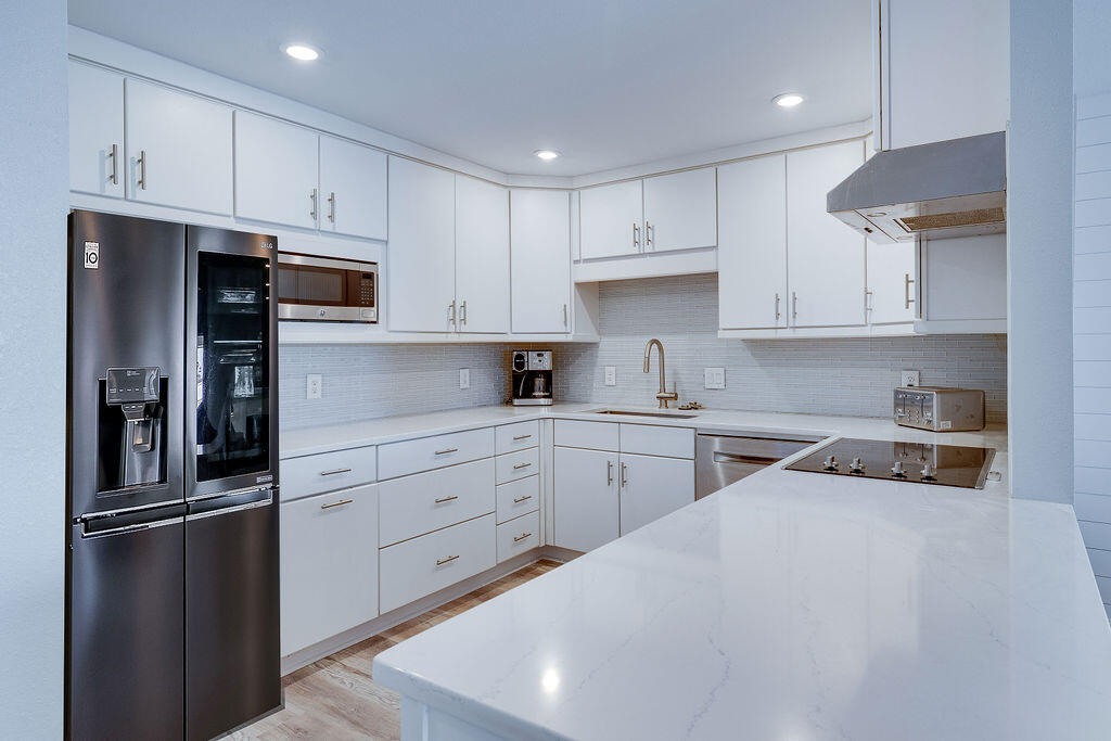 DOLPHIN POINT CONDO - Residential