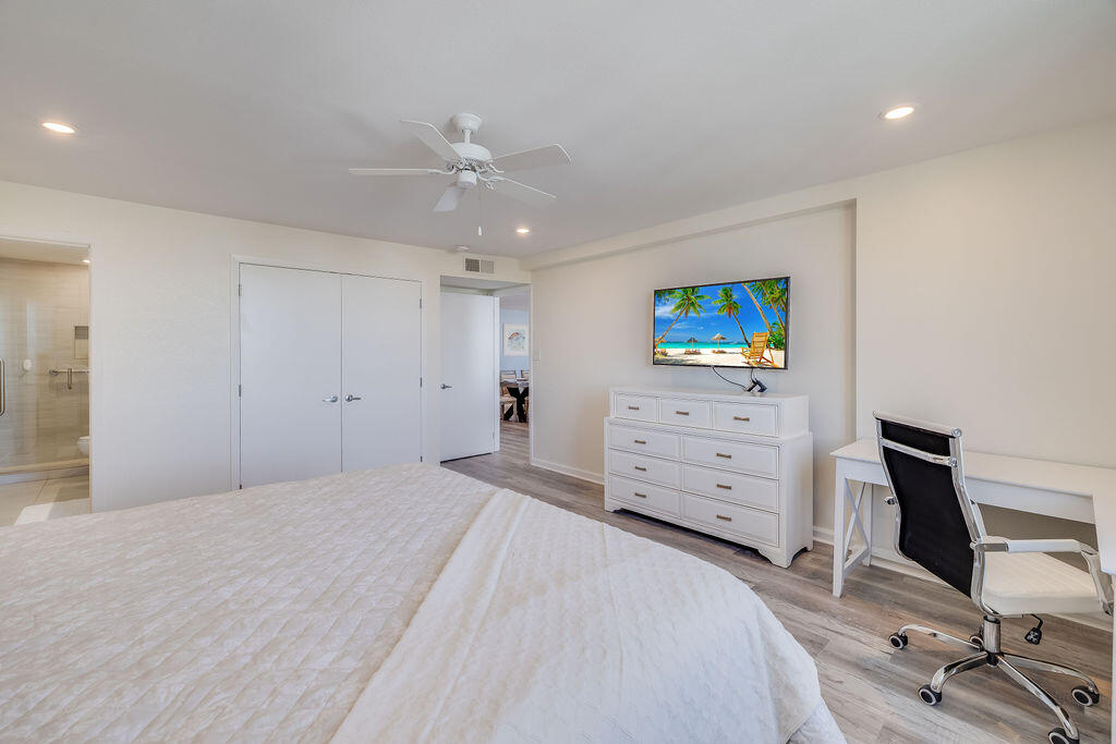 DOLPHIN POINT CONDO - Residential