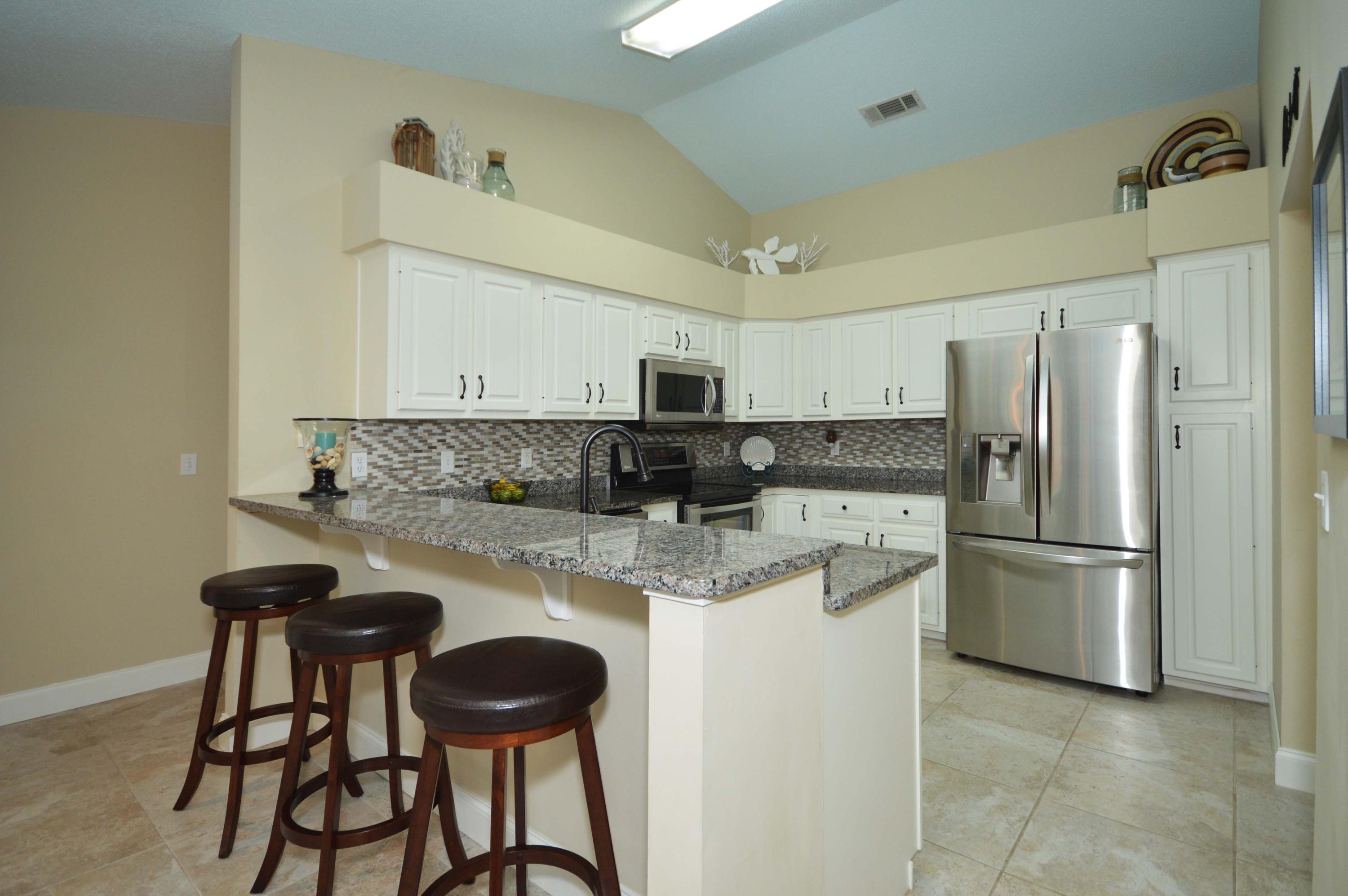 RIDGE WOOD MANOR - Residential