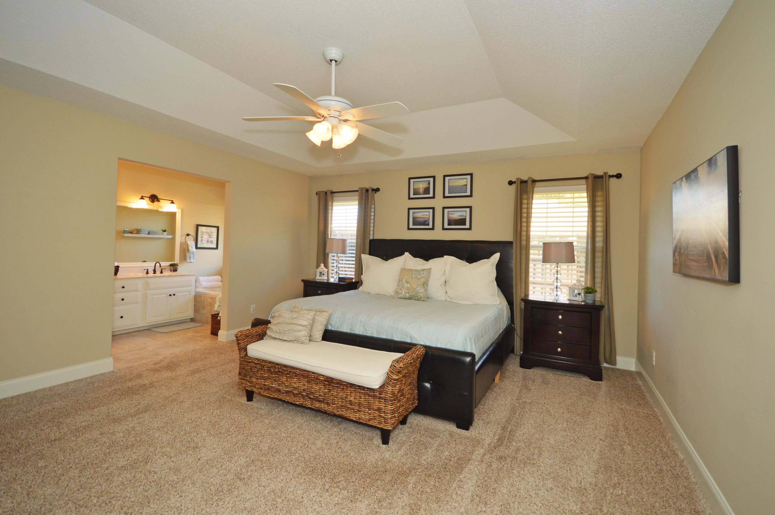 RIDGE WOOD MANOR - Residential