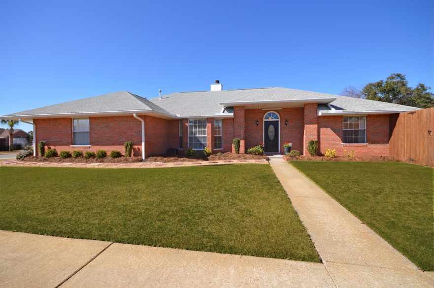 Beautiful home in Ridge Wood Manor Subdivision located in the heart of Destin. Close to the Gulf, bay area and Harborwalk. Great home for entertaining. Walk in the foyer to see new 20'' porcelain tile through out the entire living space, dramatic ceilings in each room. The living room has a large bay window and a see through gas fireplace with a new tile surround. The spacious master bedroom has new carpet, a large walk in closet and a trey ceiling. The master bath has a new garden tub with tile surround, his and her sink and a stand alone shower. Updates in the kitchen include all new LG stainless steel appliances, a double oven and new granite counter tops.The lot is one of the largest in the subdivision and has an 8 foot high privacy fence enclosing an in-ground heated pool.