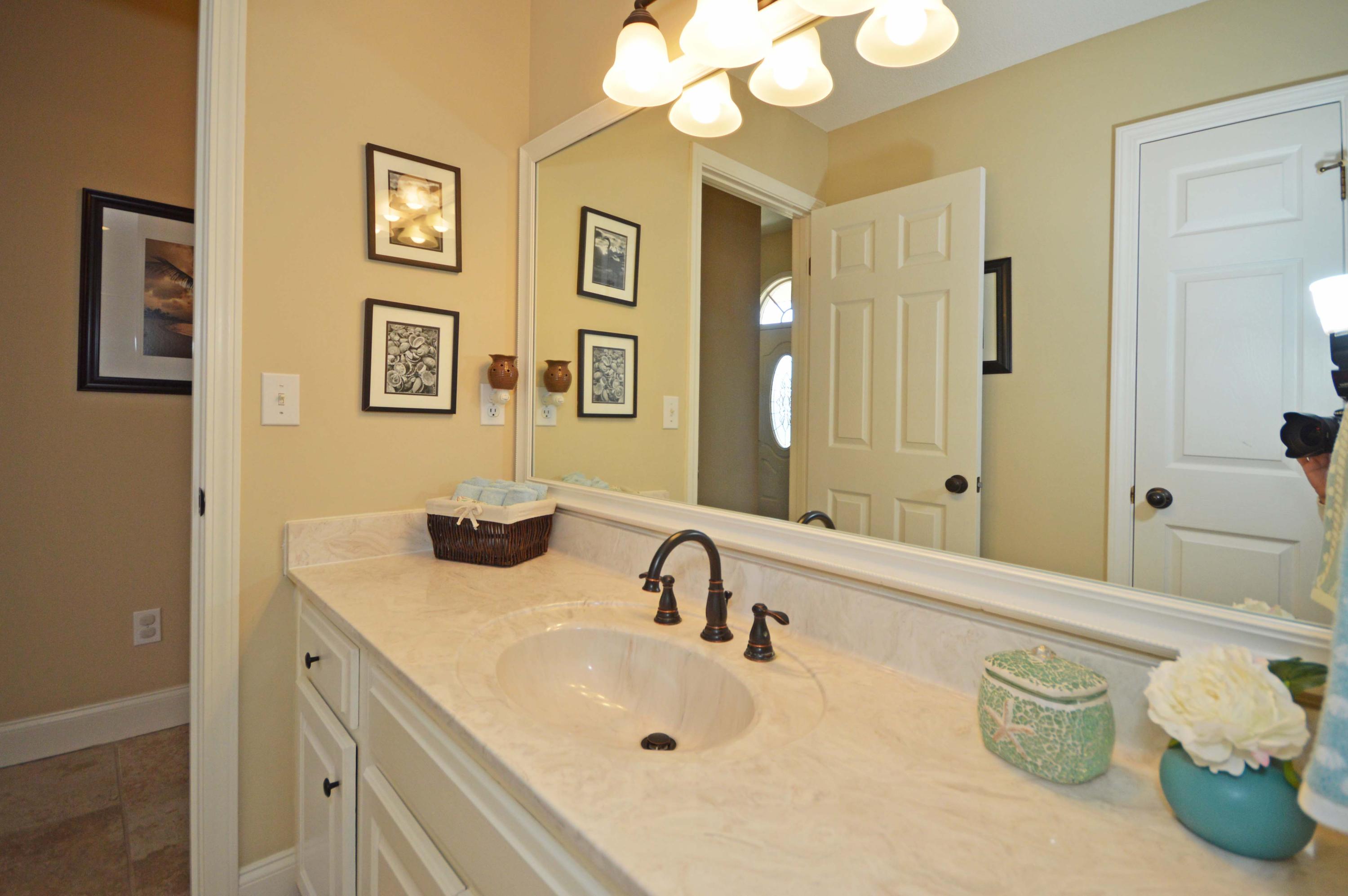 RIDGE WOOD MANOR - Residential