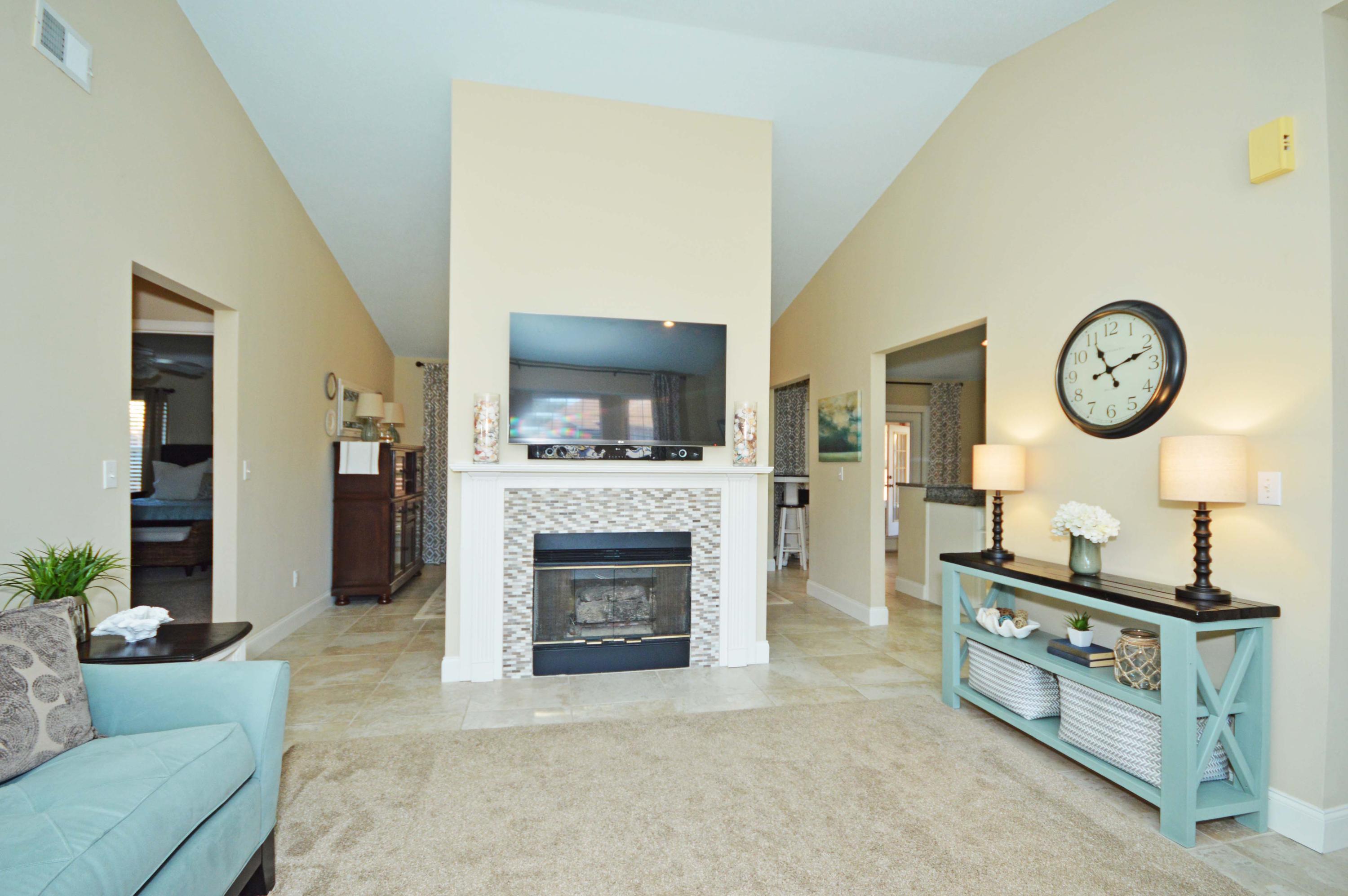 RIDGE WOOD MANOR - Residential