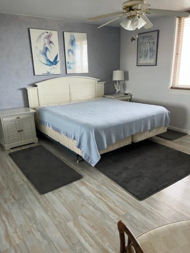 DOLPHIN POINT CONDO - Residential Lease