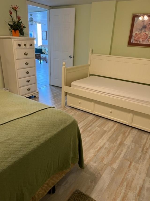 DOLPHIN POINT CONDO - Residential Lease