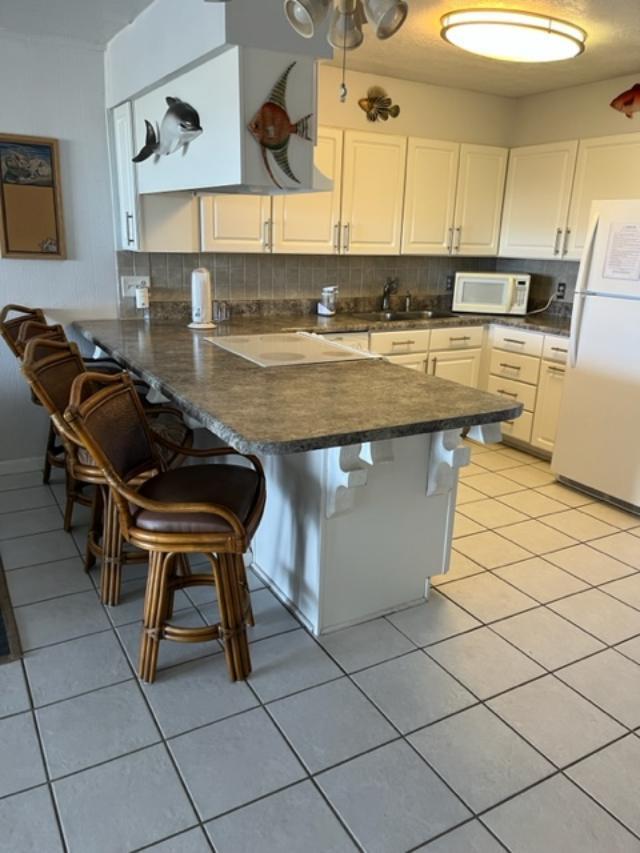 DOLPHIN POINT CONDO - Residential Lease