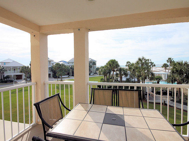 MAGNOLIA HOUSE - Residential