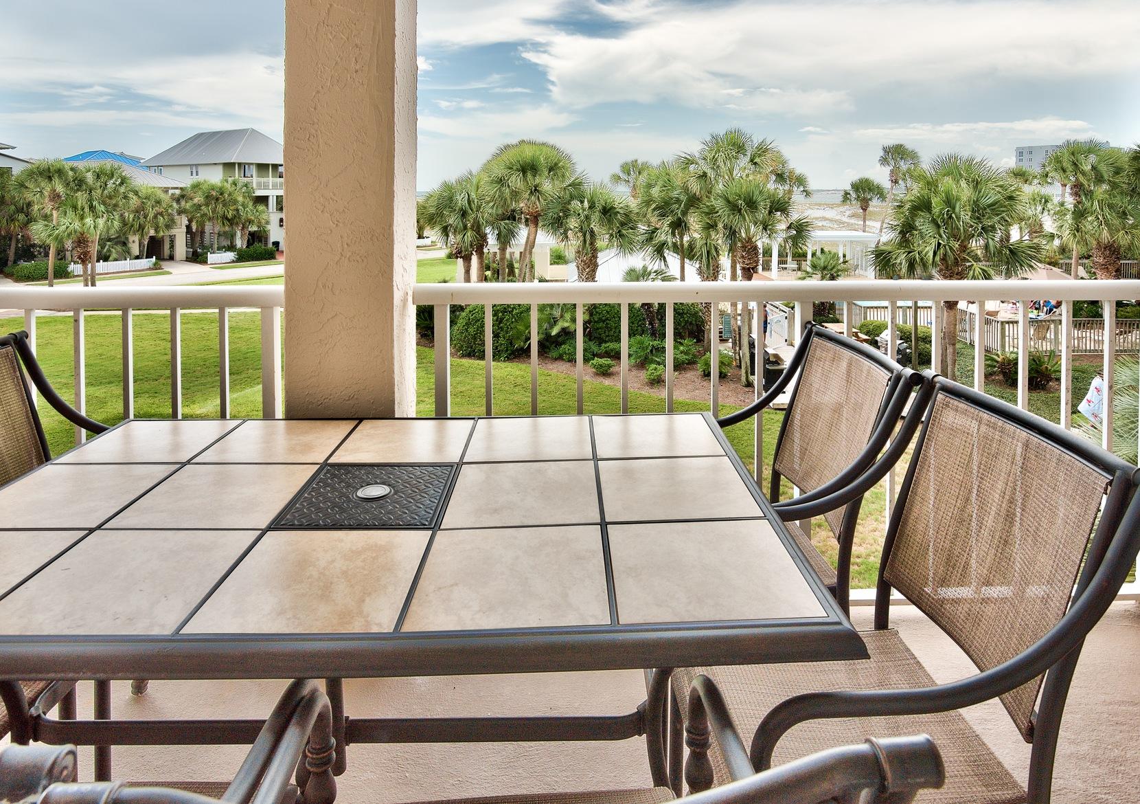 MAGNOLIA HOUSE - Residential