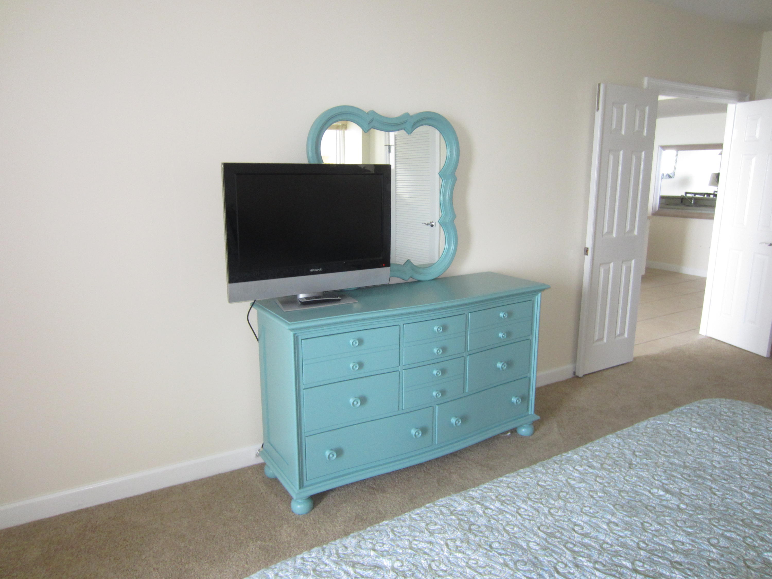 STERLING SHORESSterling Shores Condo - Residential