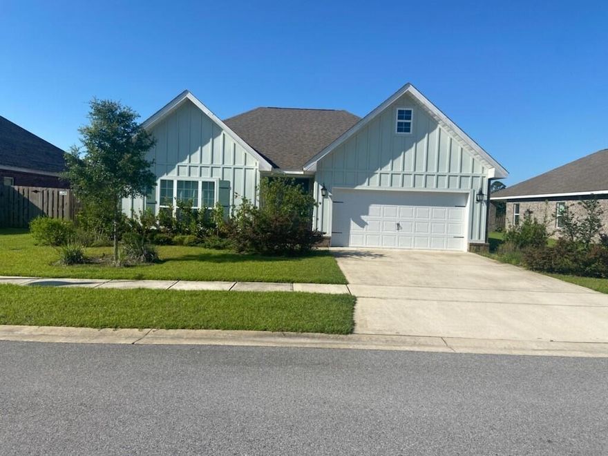 Fantastic House in Central Park of Hammock Bay .Central Park is in the Heart Of Hammock Bay near all the Amenitites exclusive to Hammock Bay owners.  This home features a 3 bedroom/ 2 bath, Double tray ceilings in family room and very large master bedroom with sitting area. This home faces out to large open park. Incredible Features in this home INCLUDE: 3 sides brick, gas hot water heater, Gas Grill grill and stove, Granite Countertops in kitchen & baths, tile shower in master, Stainless Steel Frigidaire Microwave, Stove & Dishwasher, Brushed Nickel Plumbing Fixtures, EVP throughout the entire  home NO CARPET , only carpet in bedrooms. Moen faucets,  Has a 10 structural warranty, as well as smart home system with Kwik Set locks.