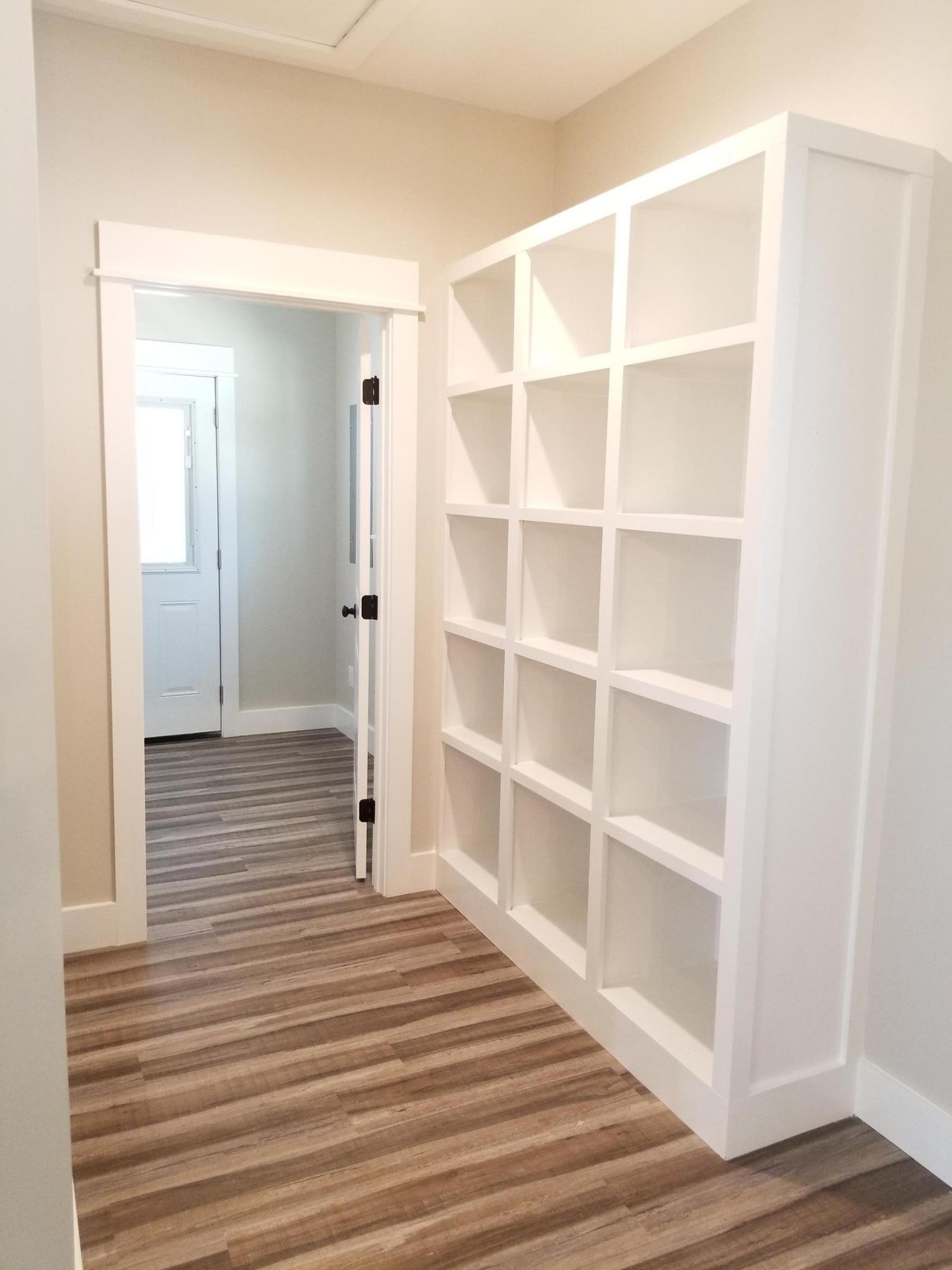 Squirrel/Wesley - Residential