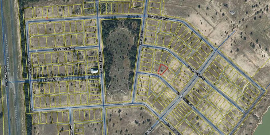 Welcome to this unique traditional neighborhood development community, situated near the heart of historic Freeport, FL! Owl's Head features residential single-family homes and boasts a beautiful pristine lake, an interior central park, private alleys to rear entry garages and elevations of over 100 feet above sea level. Close proximity to hiking trails, shopping, dining, Publix, Freeport High School, and more! Build your new home here and take part in this new and vibrant community!