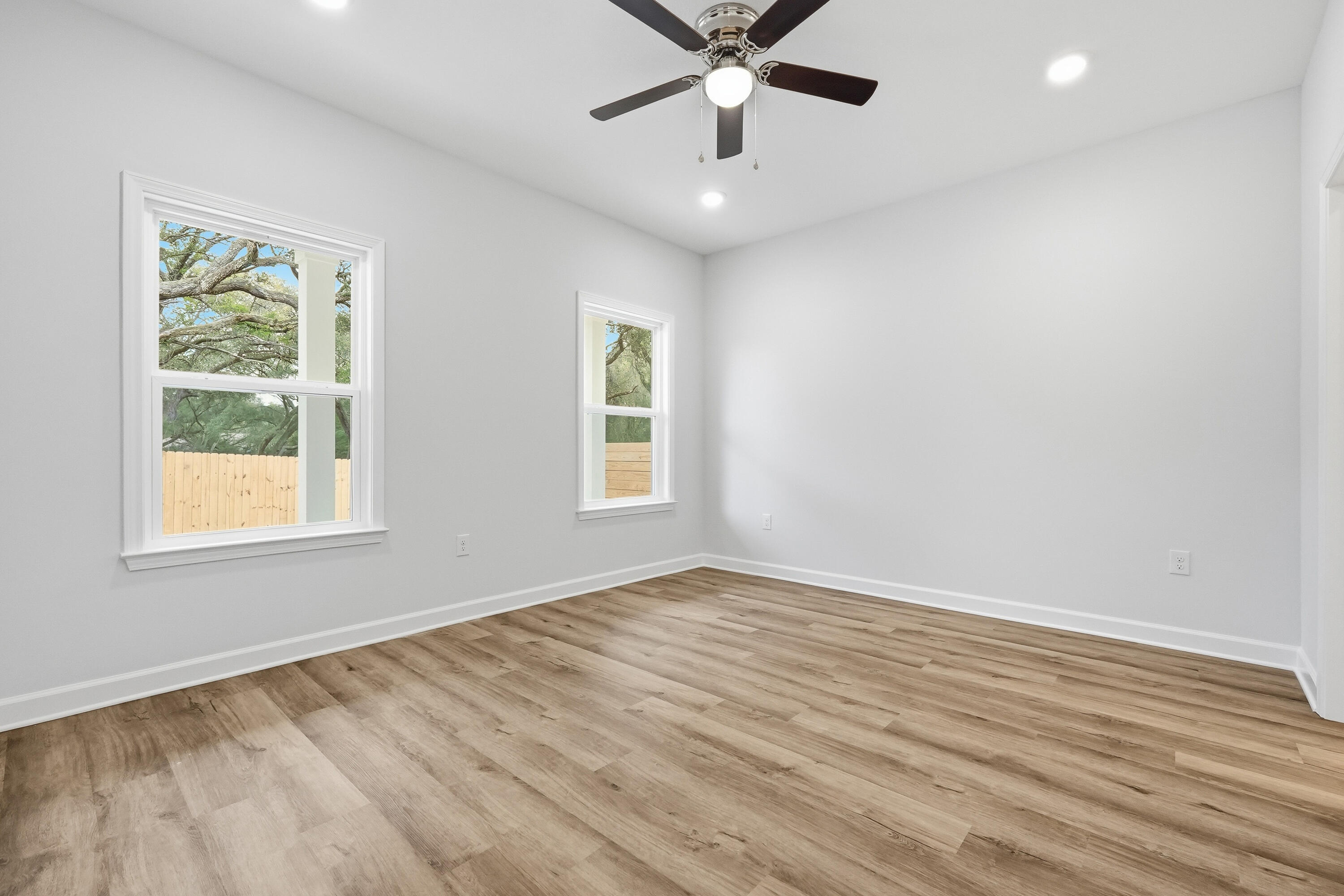 Live Oak Cottages - Residential