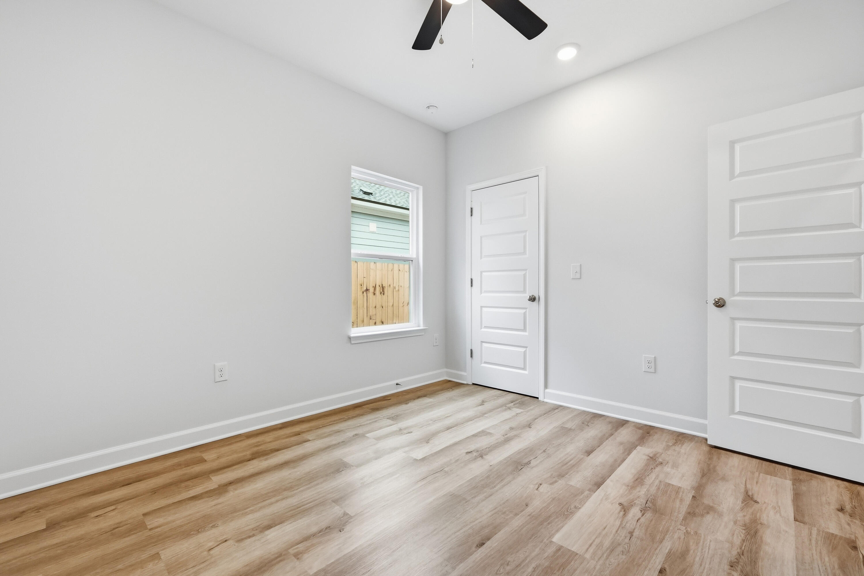 Live Oak Cottages - Residential