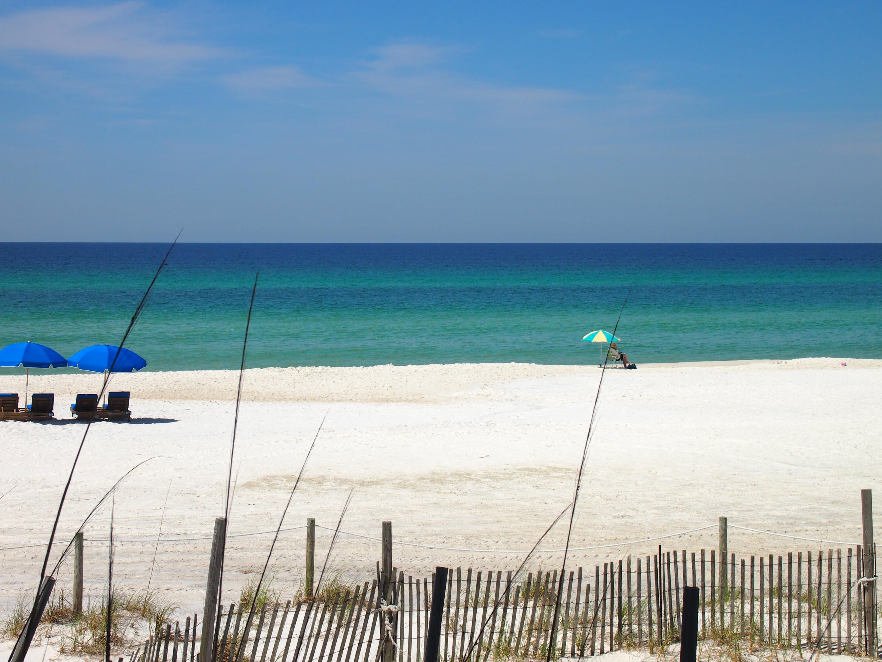 TROPIC WINDS - Residential