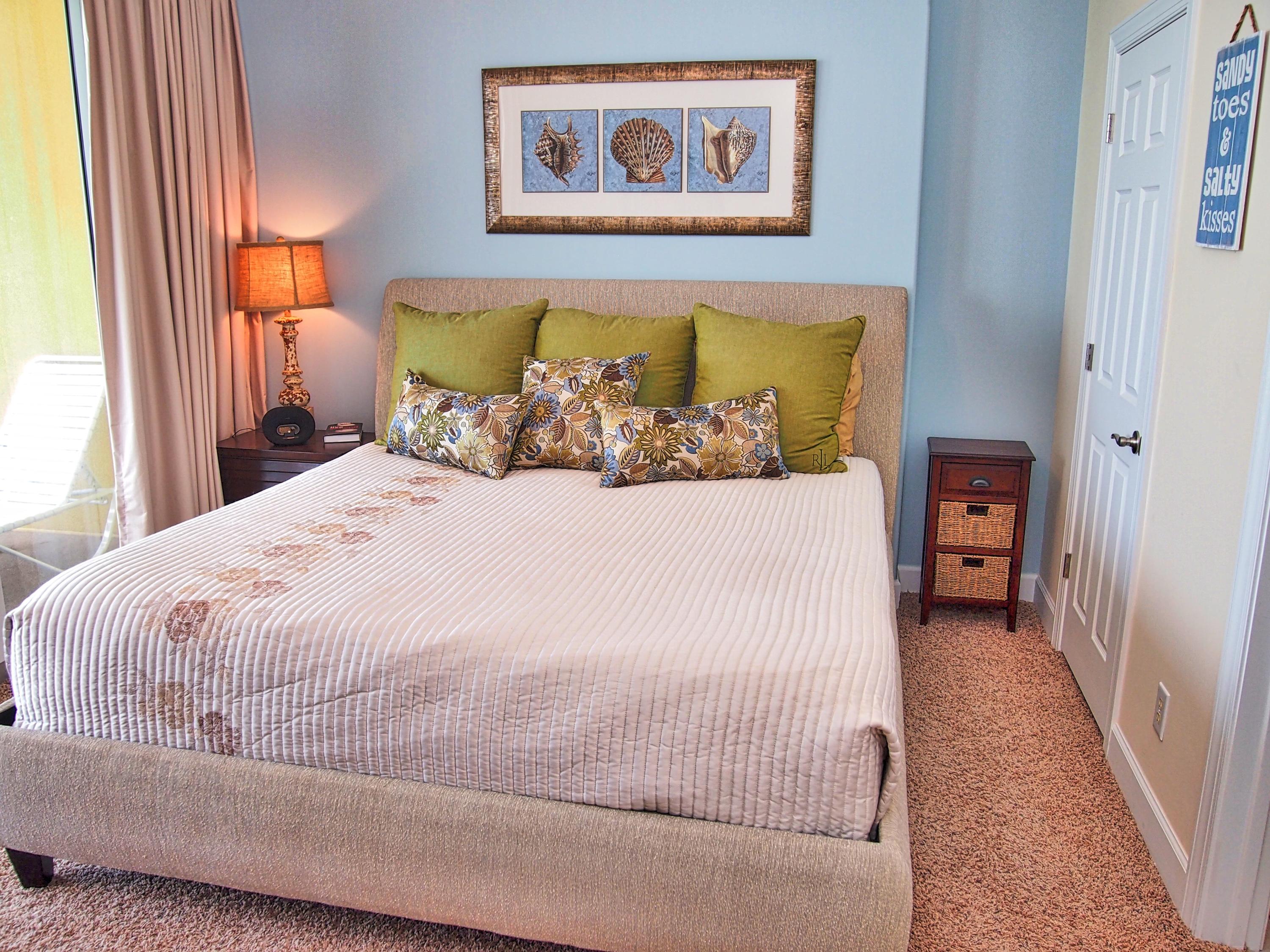 TROPIC WINDS - Residential