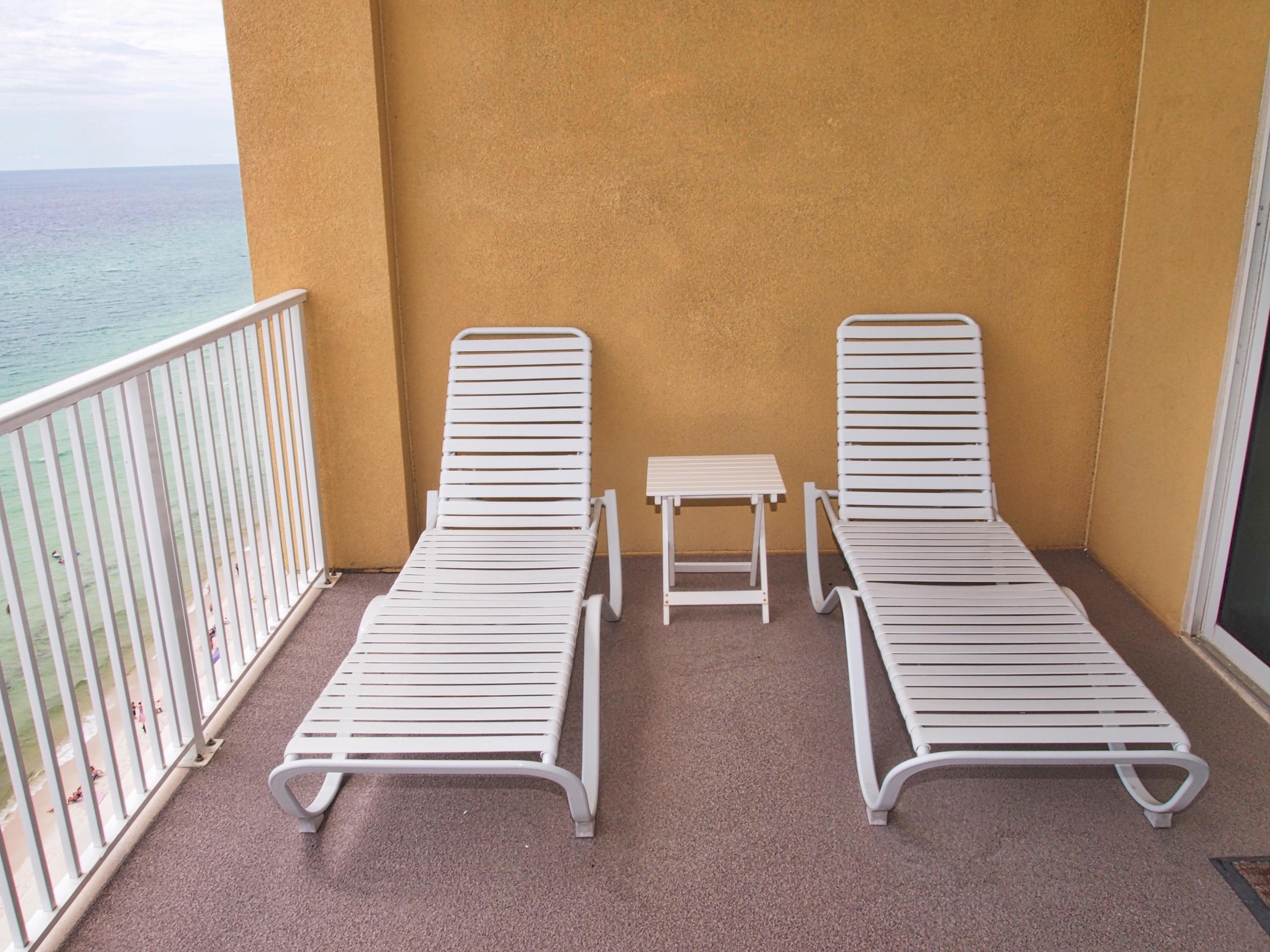 TROPIC WINDS - Residential