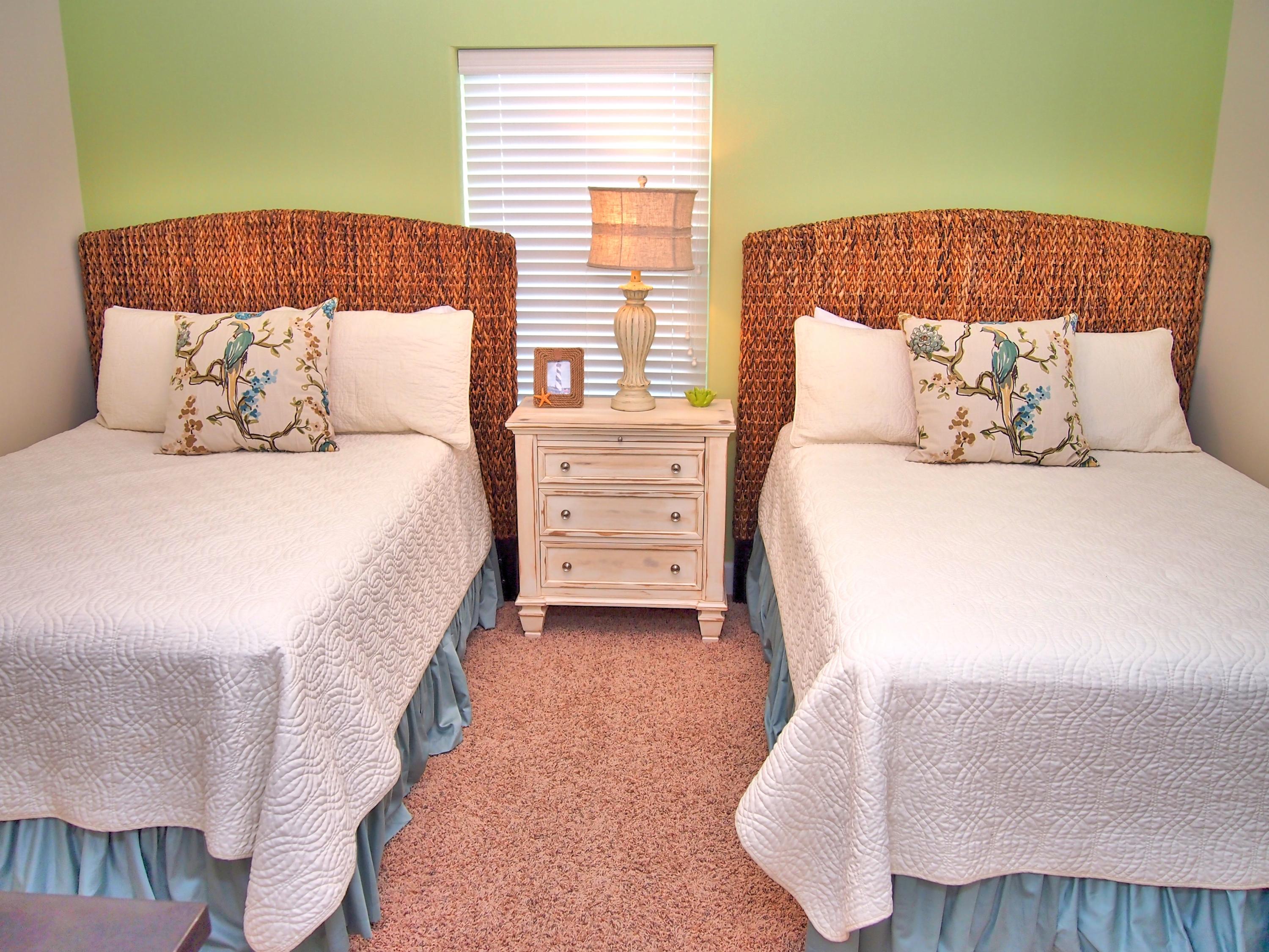 TROPIC WINDS - Residential