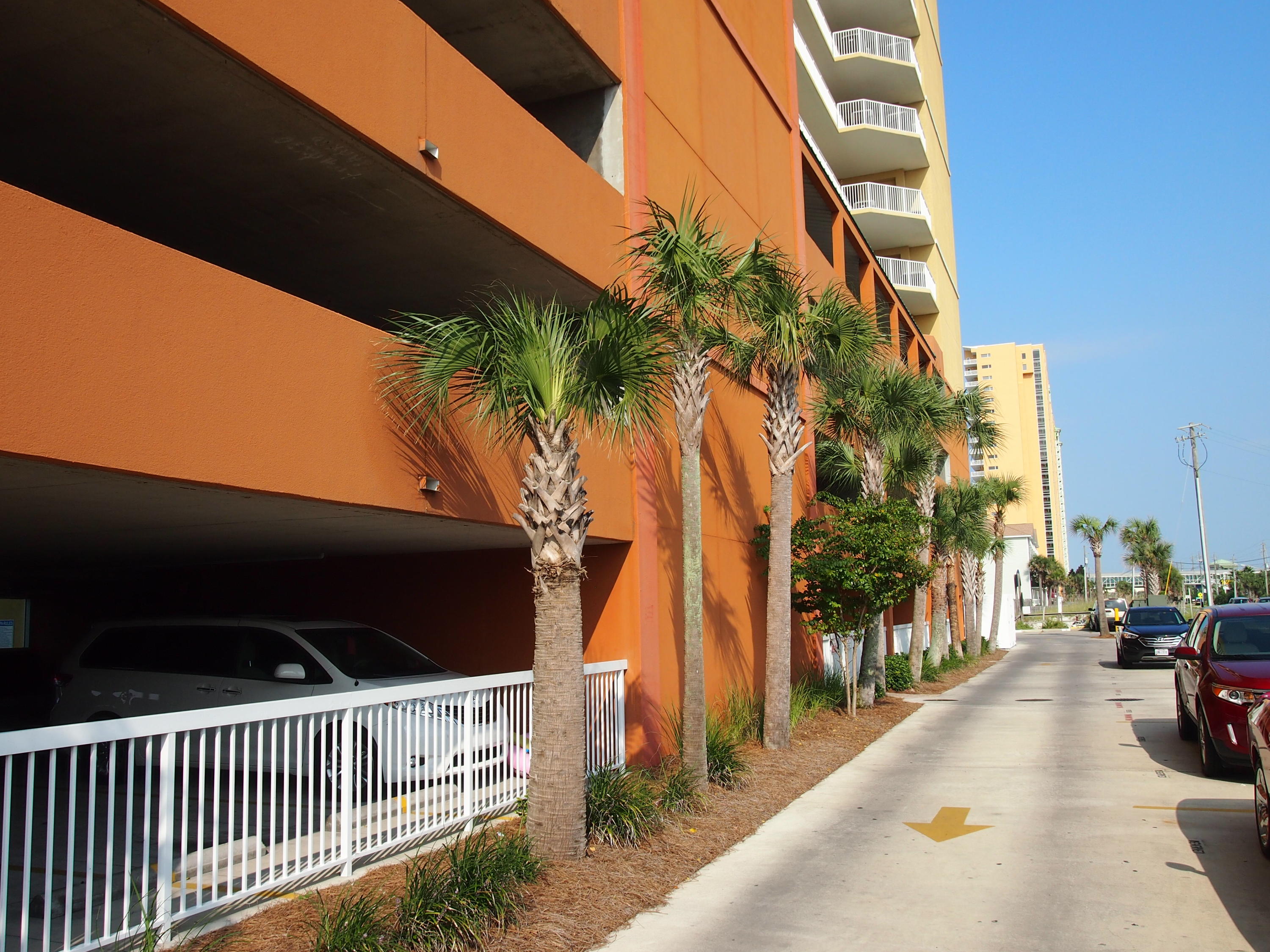 TROPIC WINDS - Residential