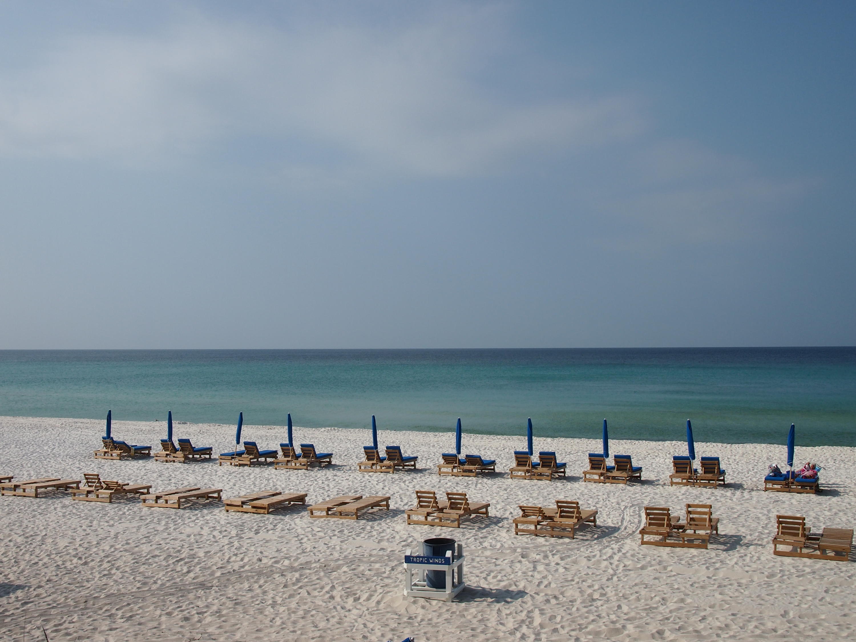 TROPIC WINDS - Residential