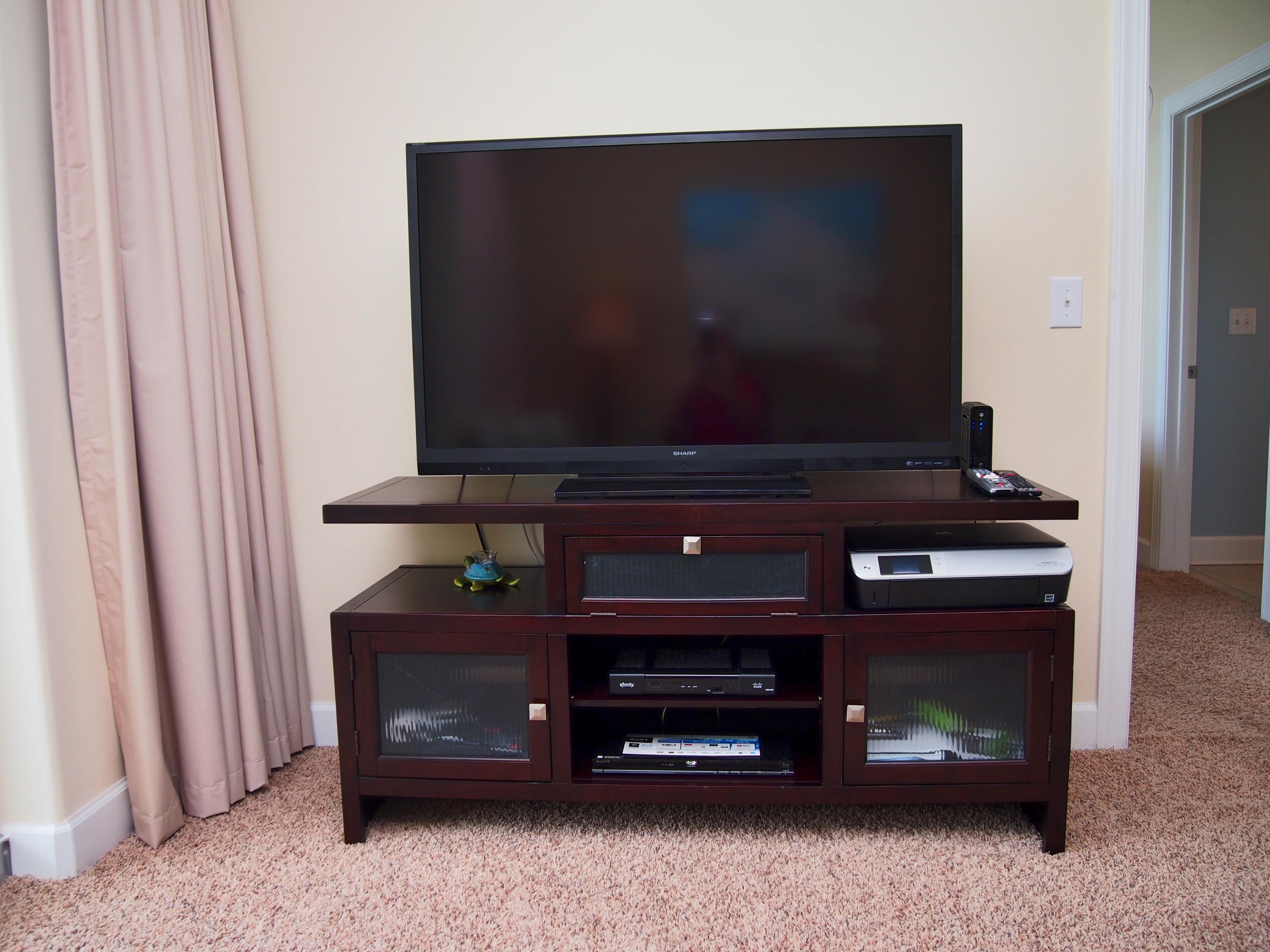 TROPIC WINDS - Residential