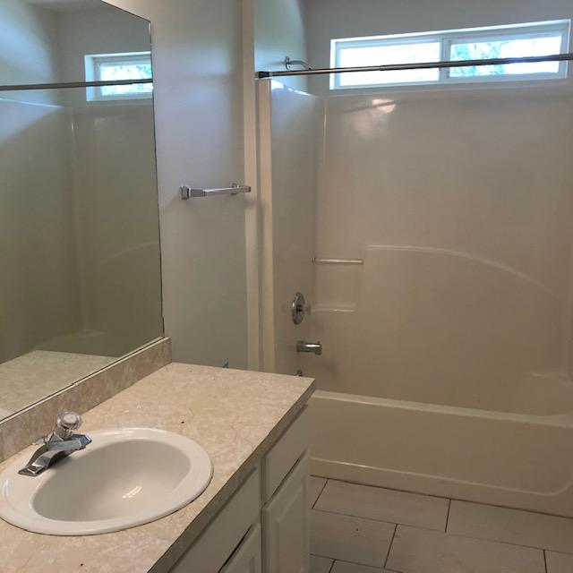 SUGAR CREEK S/D - Residential Lease