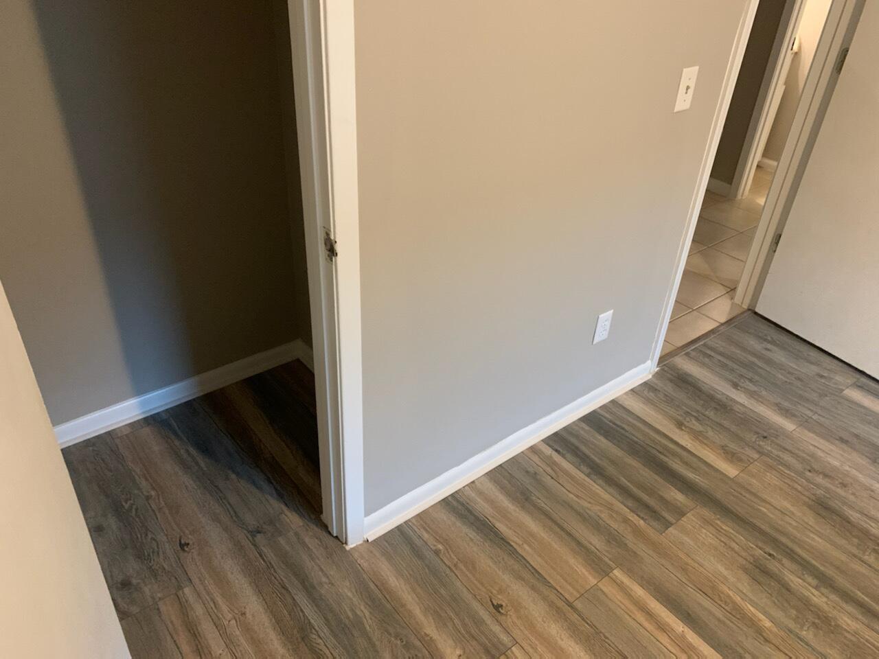 Live Oaks Apartments - Residential