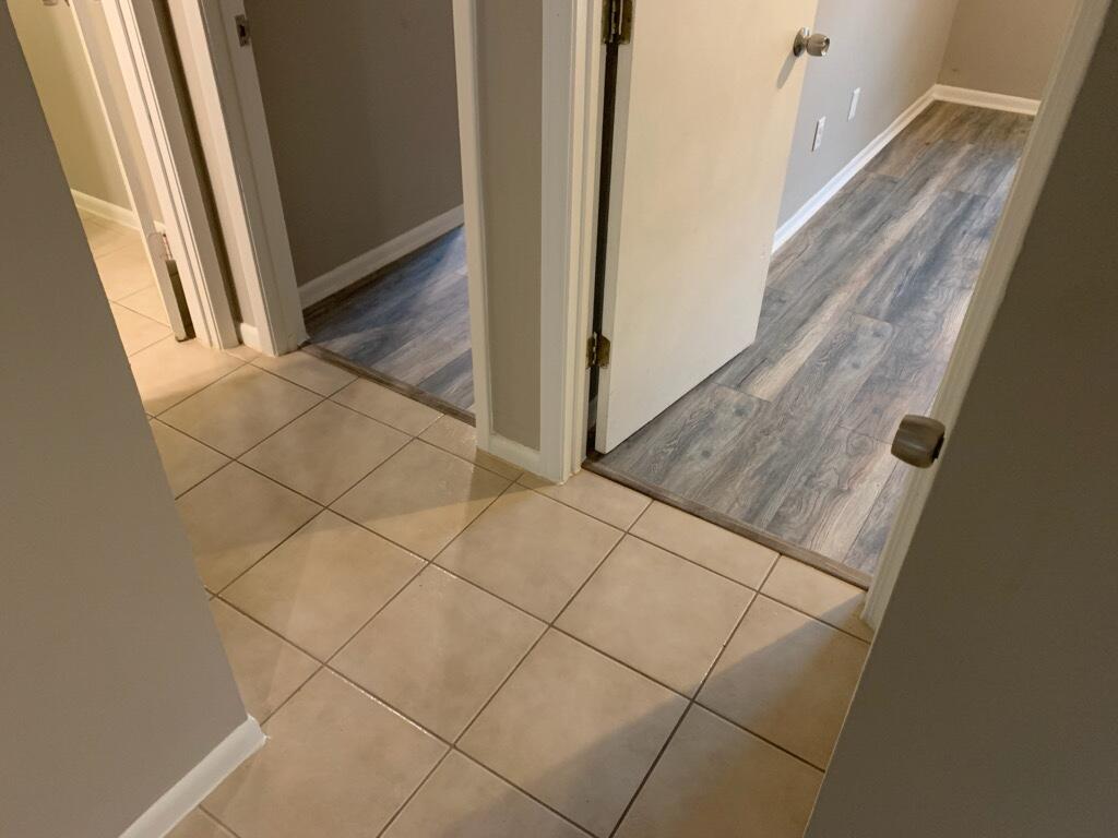 Live Oaks Apartments - Residential