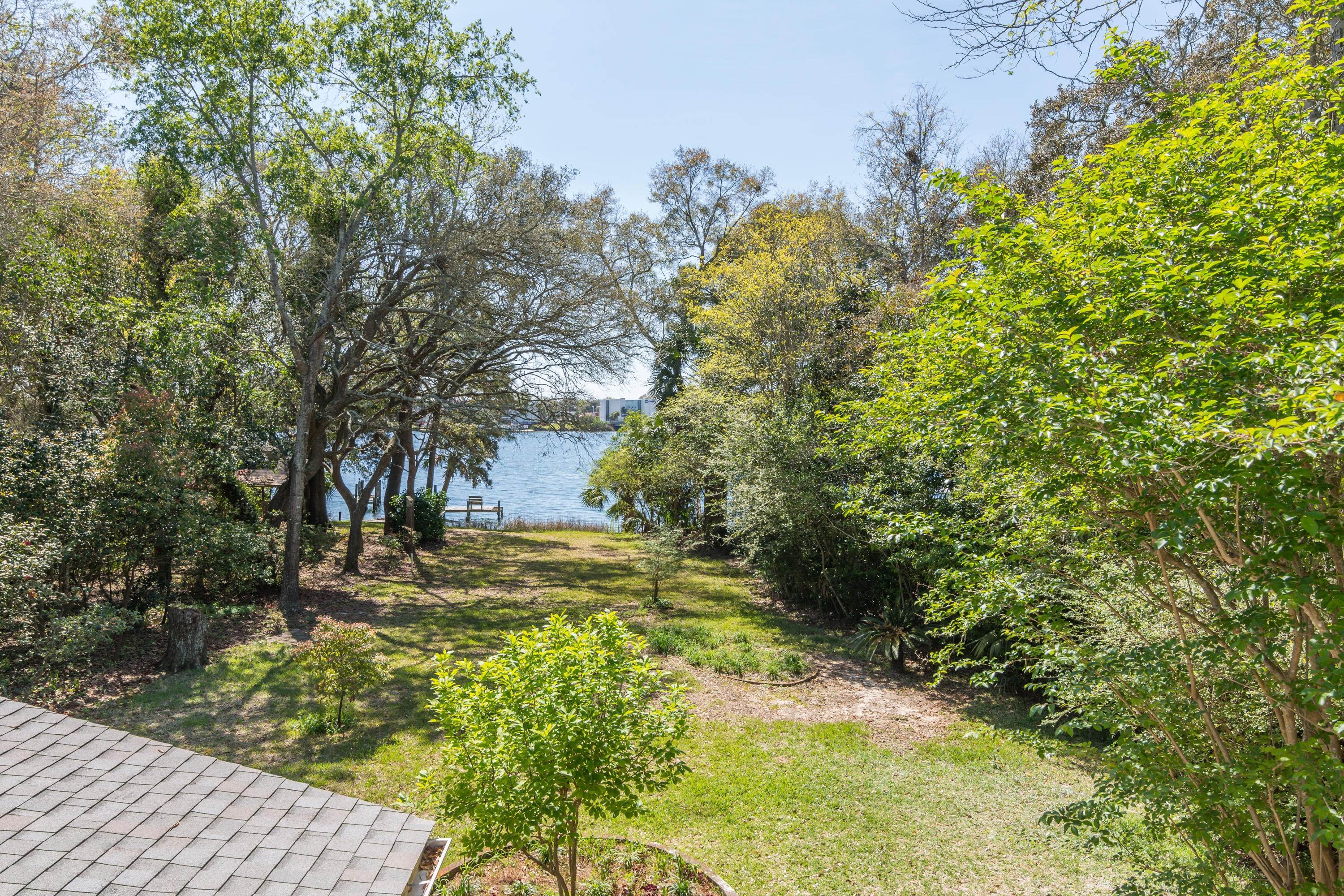 GARNIERS BEACH - Residential