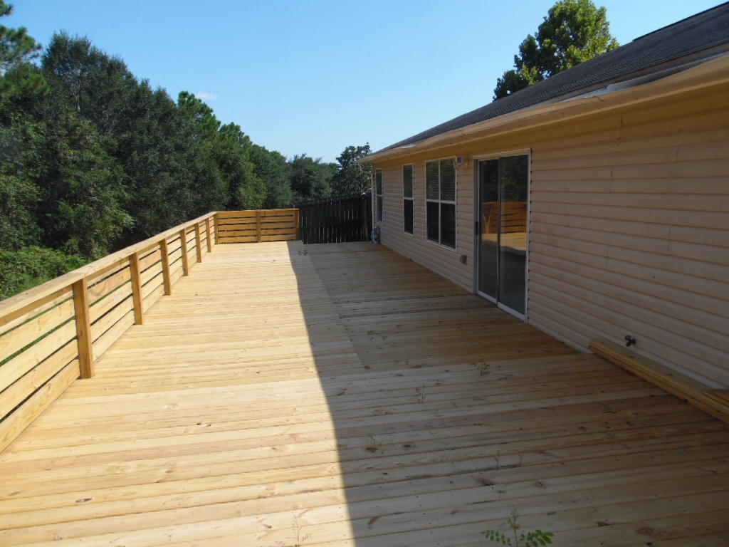 COUNTRYVIEW EST - Residential