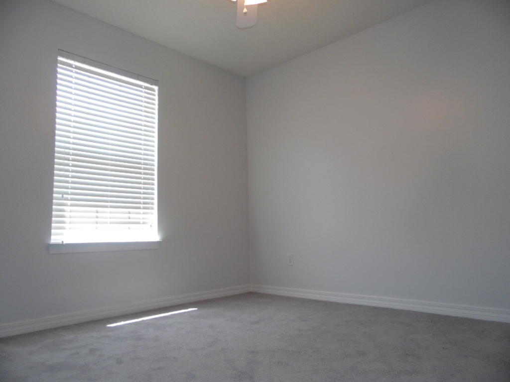 COUNTRYVIEW EST - Residential