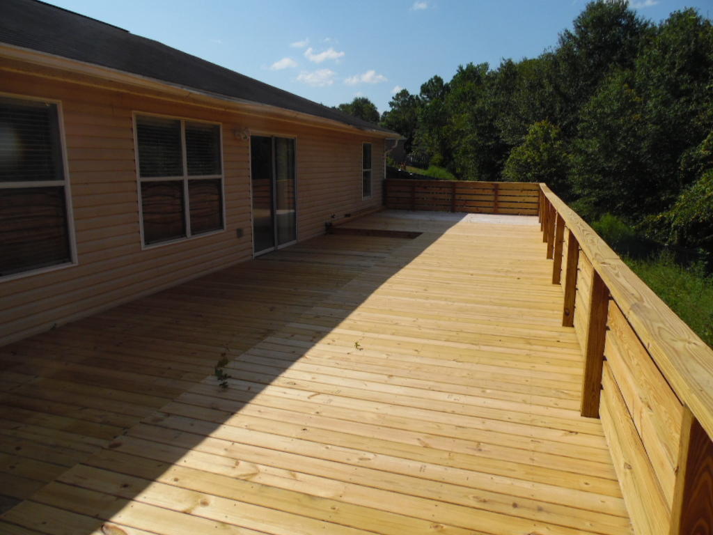 COUNTRYVIEW EST - Residential