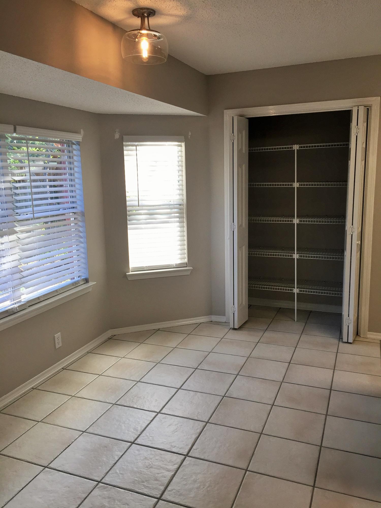 COUNTRYVIEW ESTATES 7TH ADDN - Residential