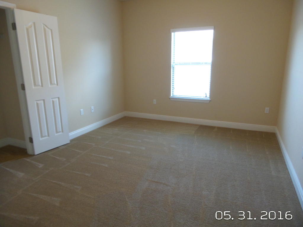 LIBERTY OAKS - Residential Lease