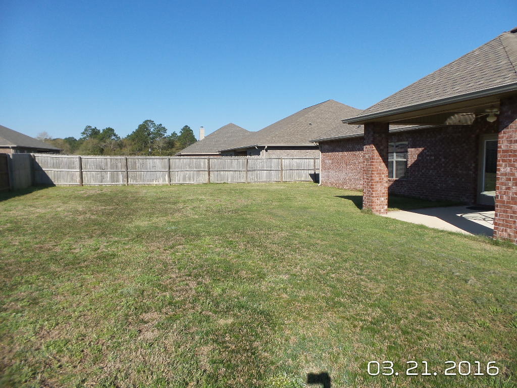 LIBERTY OAKS - Residential Lease