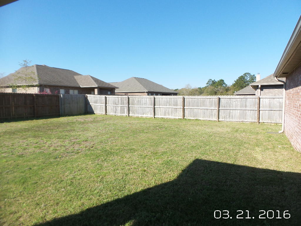 LIBERTY OAKS - Residential Lease