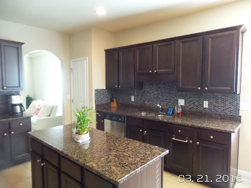LIBERTY OAKS - Residential Lease